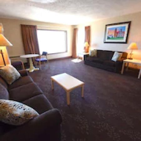 Bridge Vista Beach Hotel And Convention Center Mackinaw City Εξωτερικό φωτογραφία